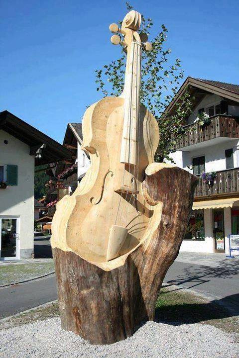 Amazing Music Sculptures - 1557445_703678569653638_1911706354_n